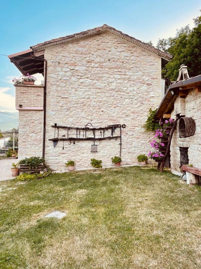 B&B Il Poggetto Serra SantʼAbbondio Extérieur photo