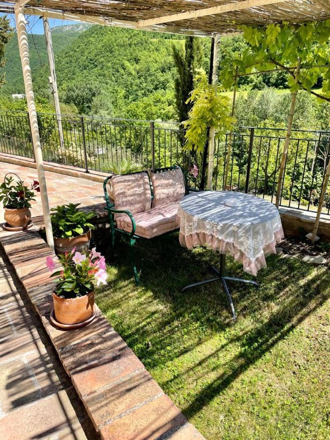 B&B Il Poggetto Serra SantʼAbbondio Extérieur photo