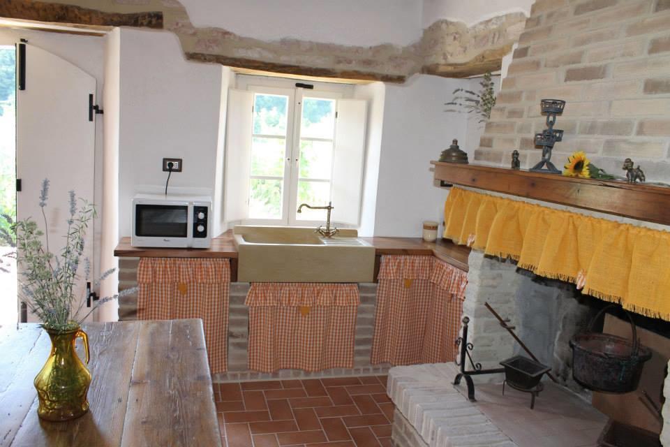B&B Il Poggetto Serra SantʼAbbondio Extérieur photo